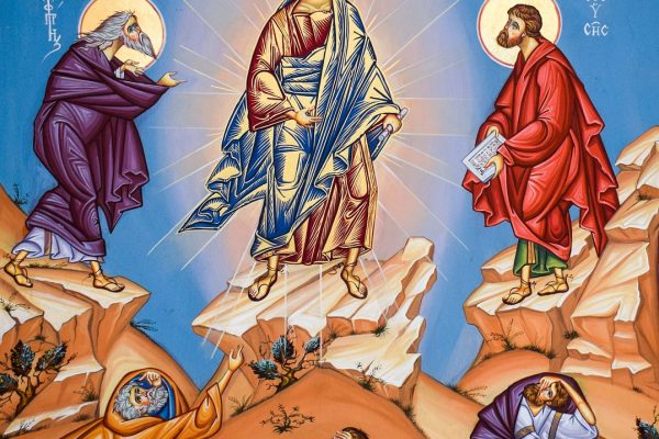 An iconographic rending of the biblical story of the Transfiguration. Jesus stands on Mount Tabor and radiates an aura of light. Moses and Elijah stand on either side of him. Peter, James, and John cower at the mountain’s base, shielding their eyes. Image via Pixabay.